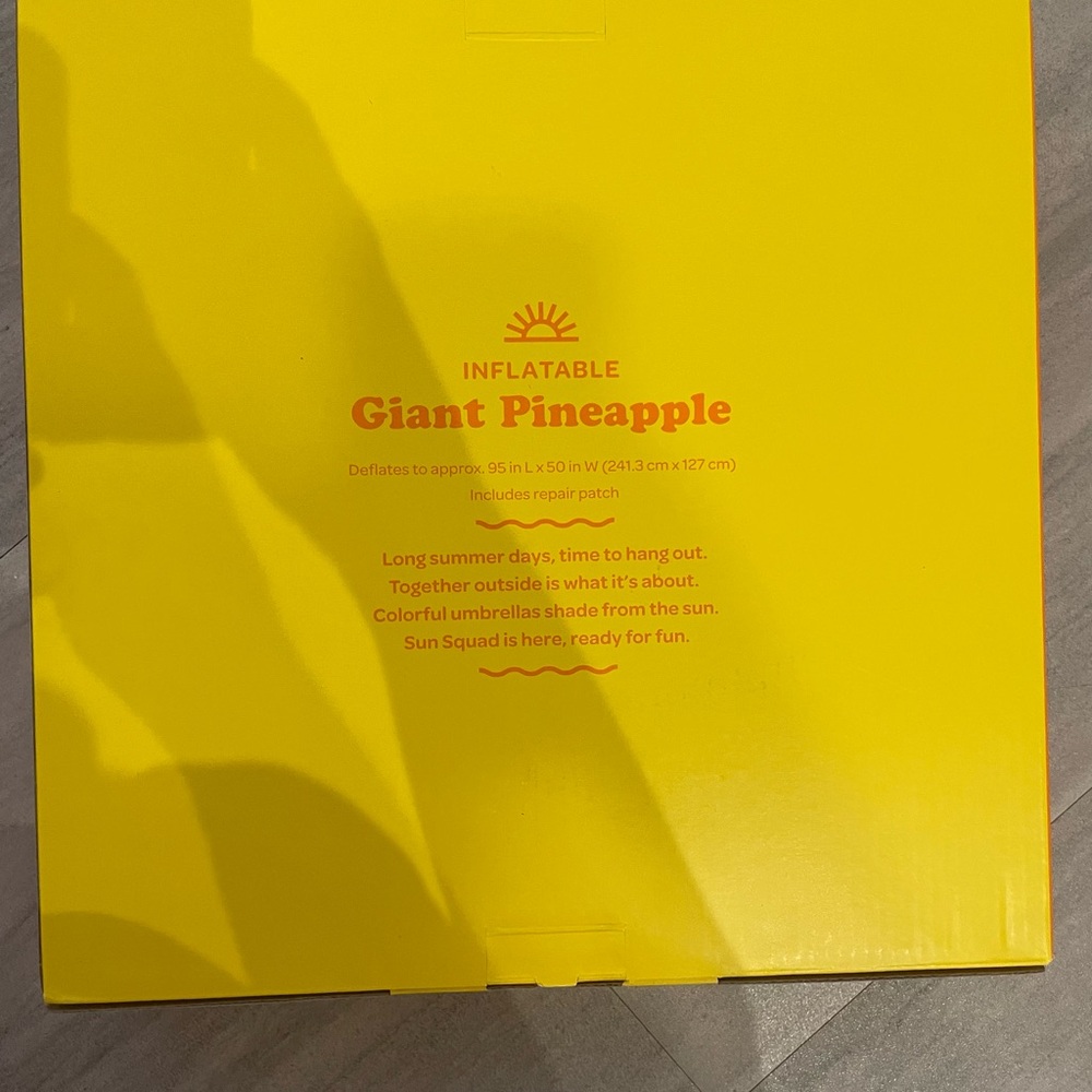 Sun Squad Inflatable Giant Pineapple Ages 9+ New 6 feet long - Picture 4 of 4